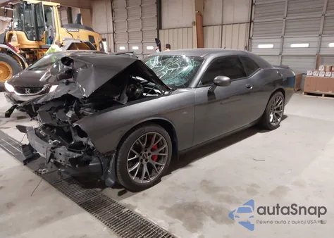 2015 Dodge Challenger Srt 392 z USA, uszkodzony, nr VIN 2C3CDZDJ8FH911386